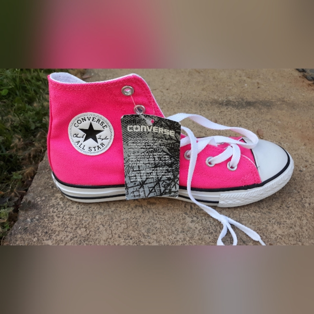 Converse Chuck Taylor All Star High Top sneakers. Hot pink.